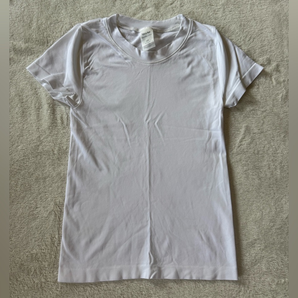 Sunday Best White Short Sleeve Seamless Top